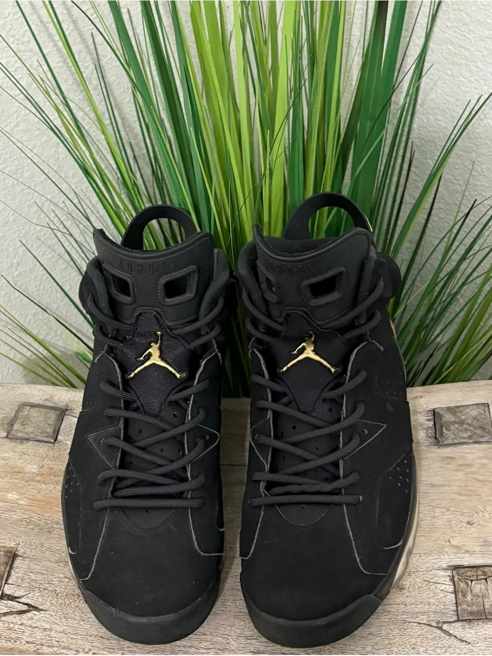 Air Jordan 6 Retro SE Defining Moments Sneakers